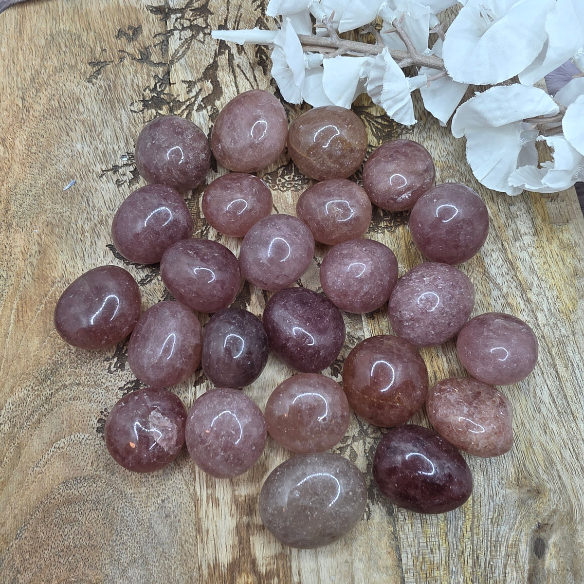 Mansikkakvartsi rumpuhiottu
