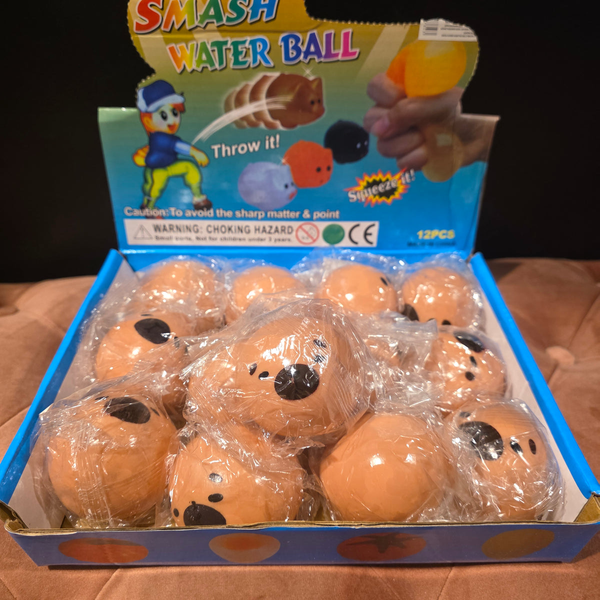 Smash water ball -capybara-